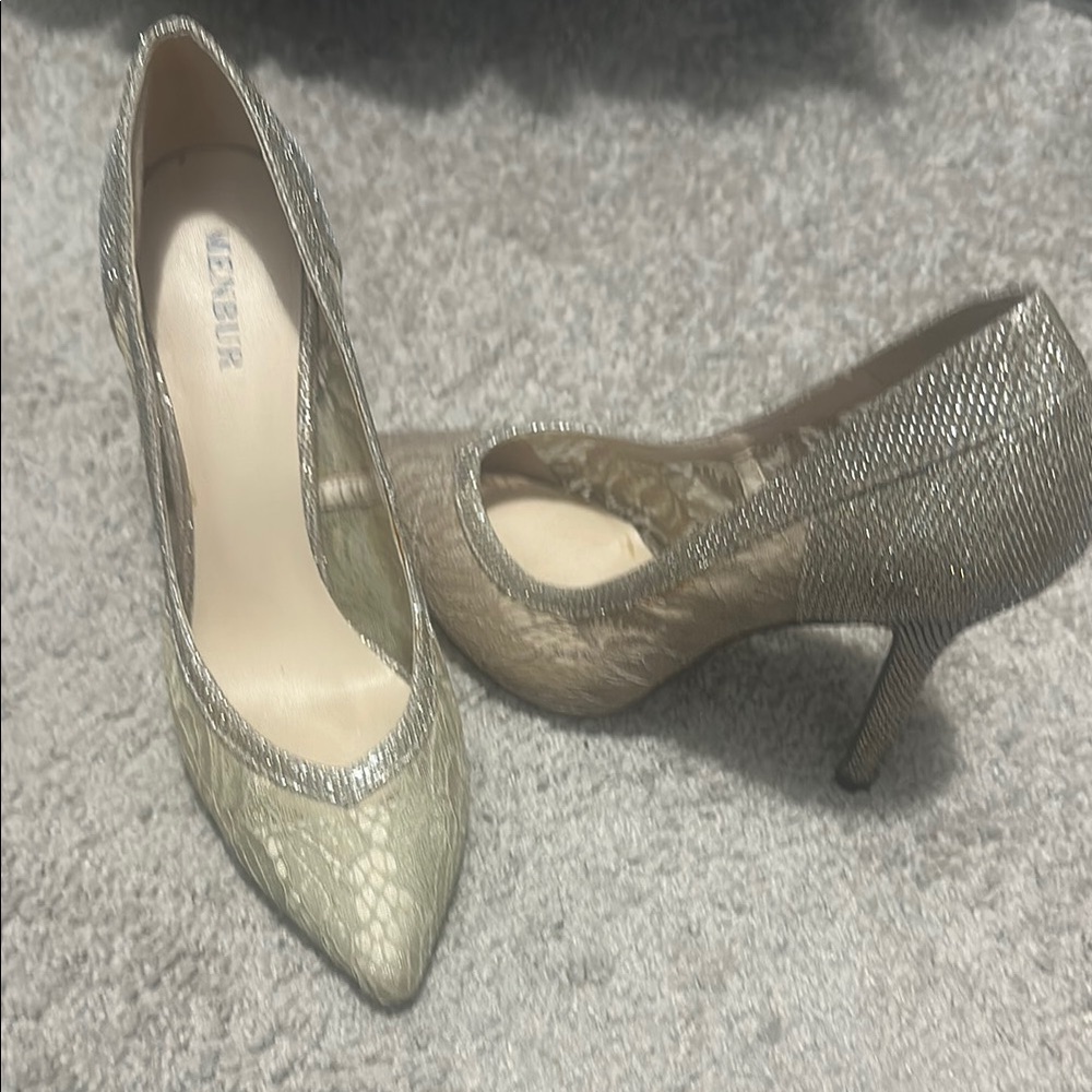 Menbur Gold and Silver Textured Heels